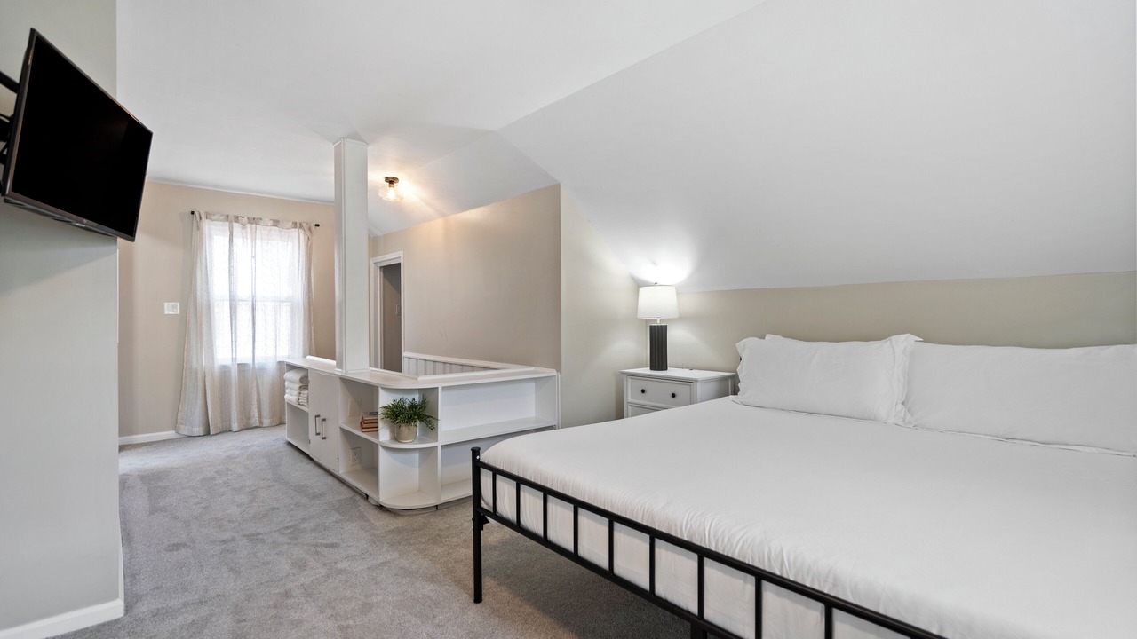Photo of Bedroom in Clawson