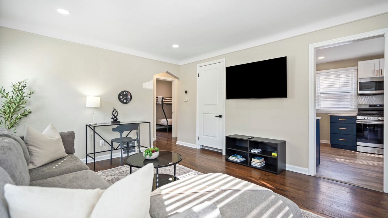Photo of Livingroom in Clawson