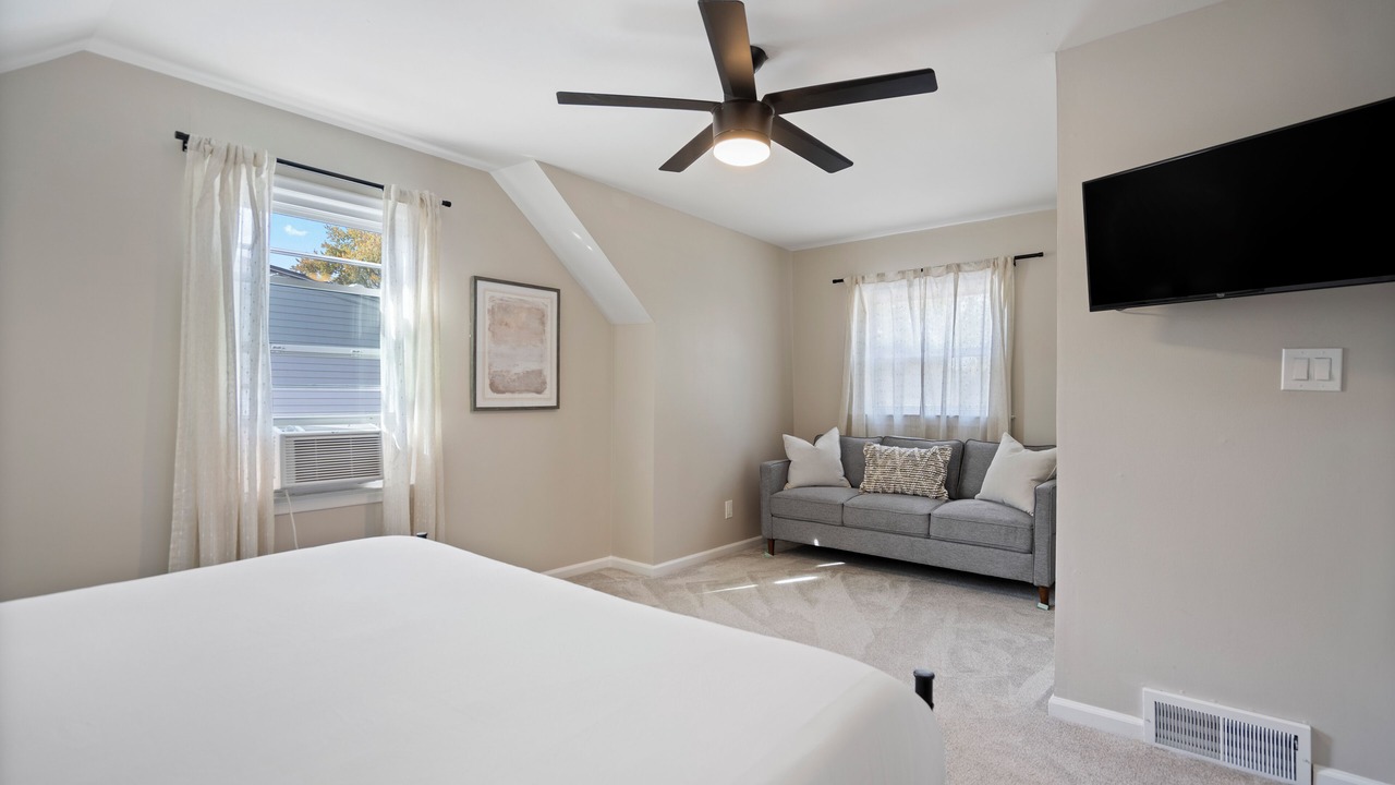 Photo of Bedroom in Clawson