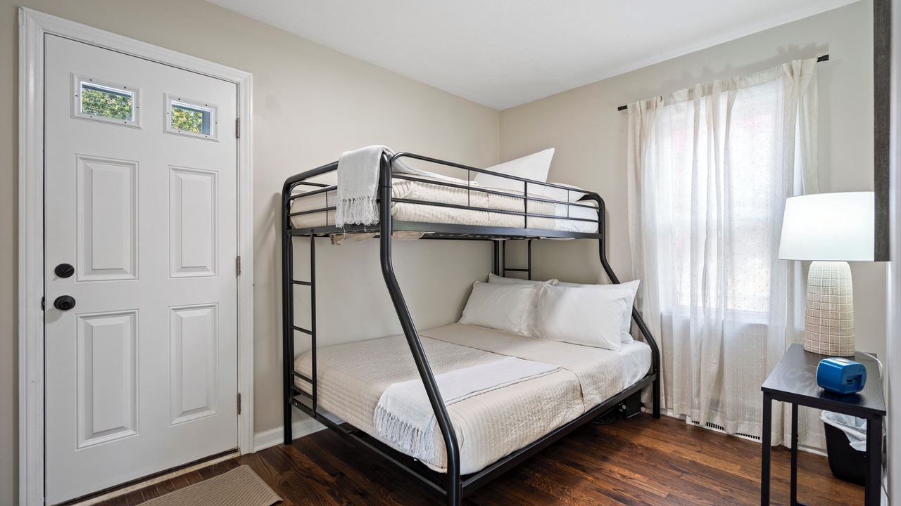 Photo of Bedroom in Clawson