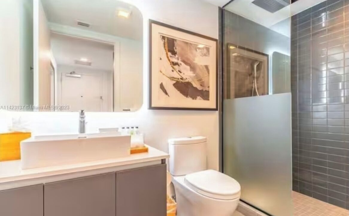 Photo of Bathroom in Euclid
