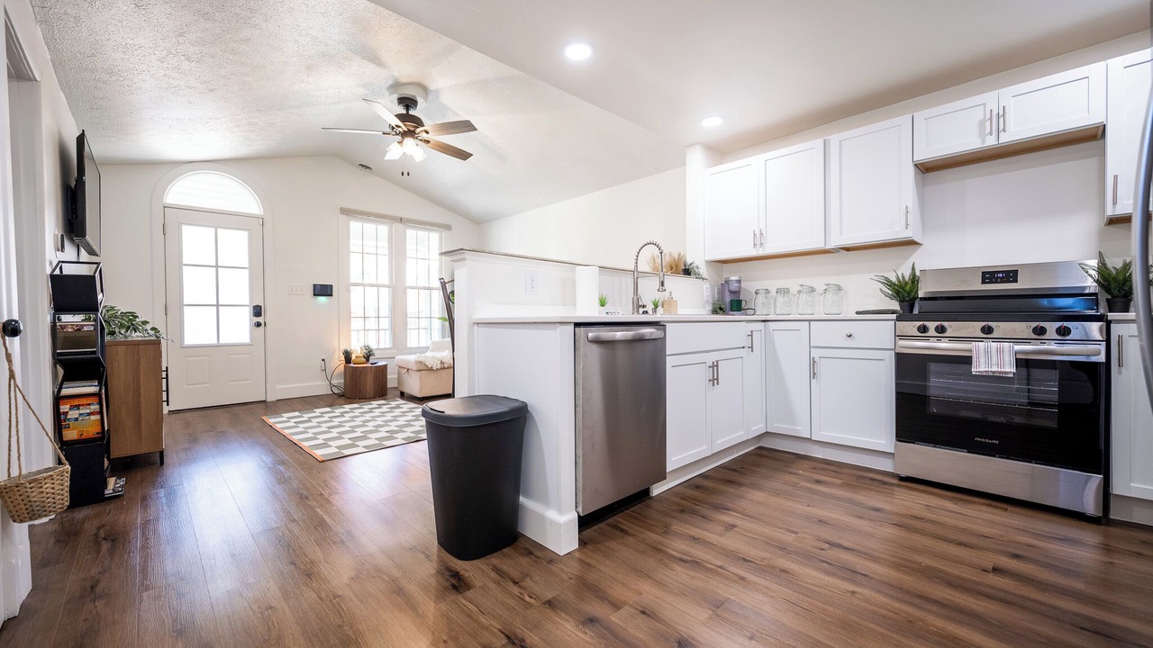 Photo of Kitchen in Fountain Square