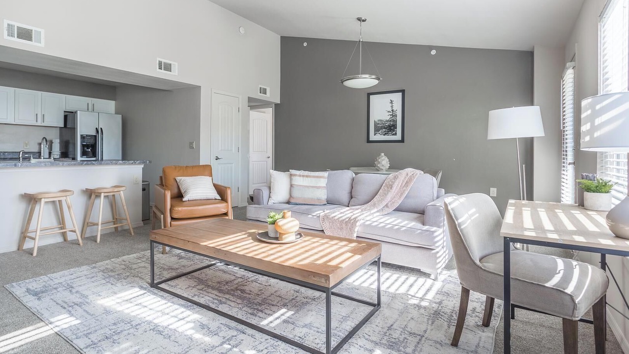 Photo of Livingroom in Broken Arrow