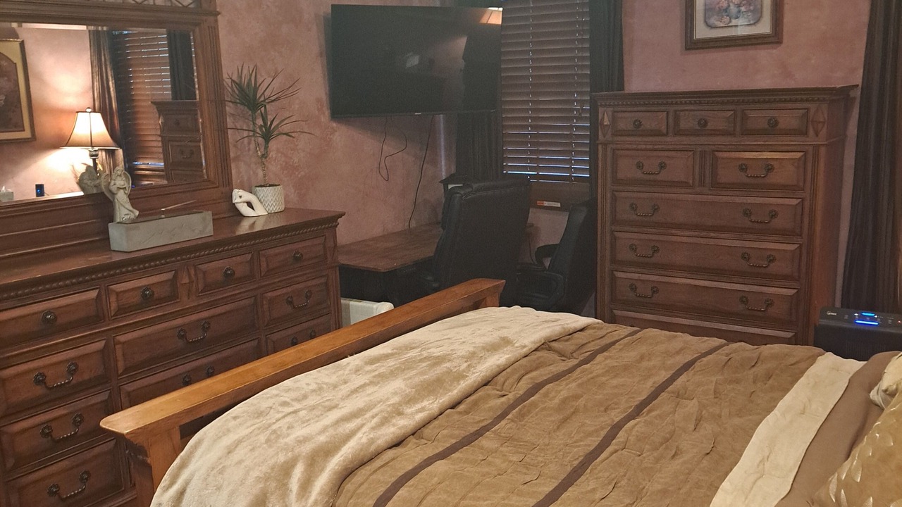 Photo of Bedroom in Monaca
