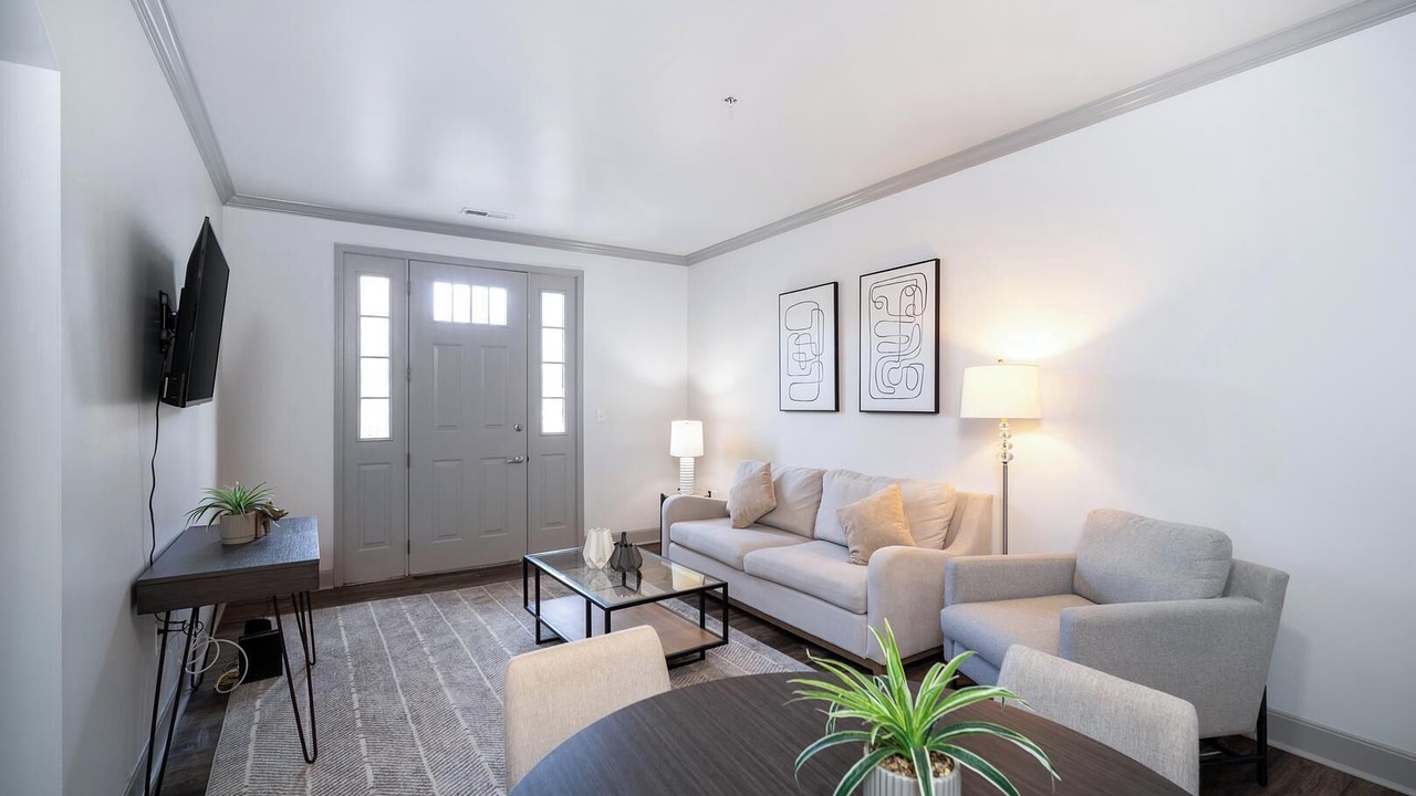 Photo of Livingroom in Corryville