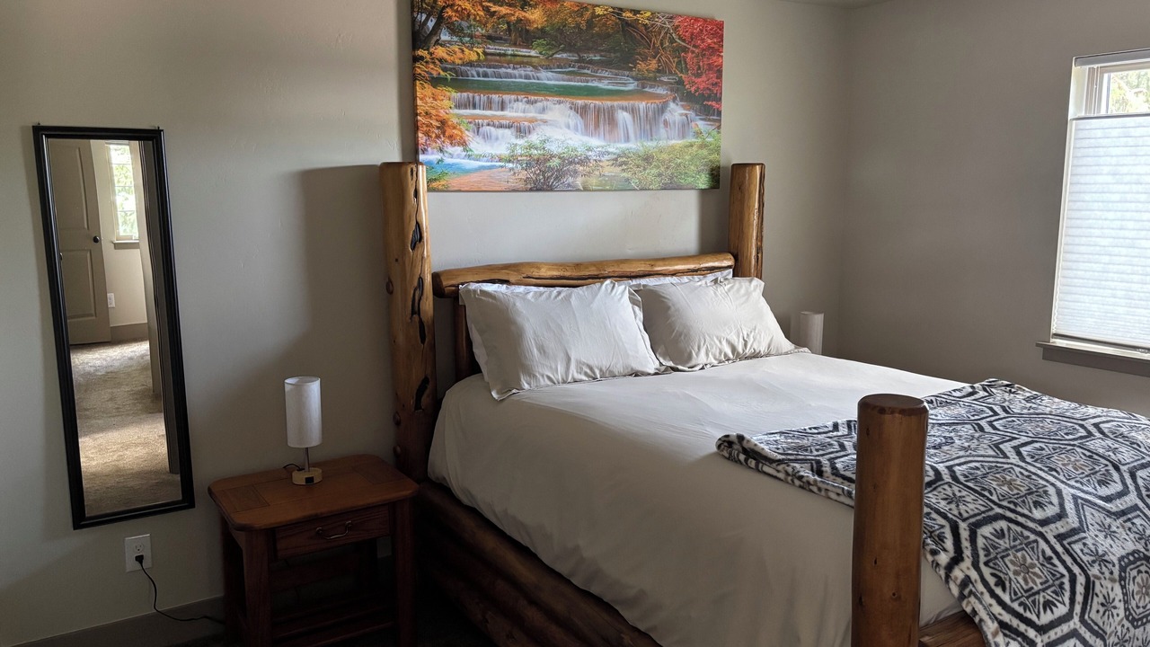 Photo of Bedroom in Tamarack Resort
