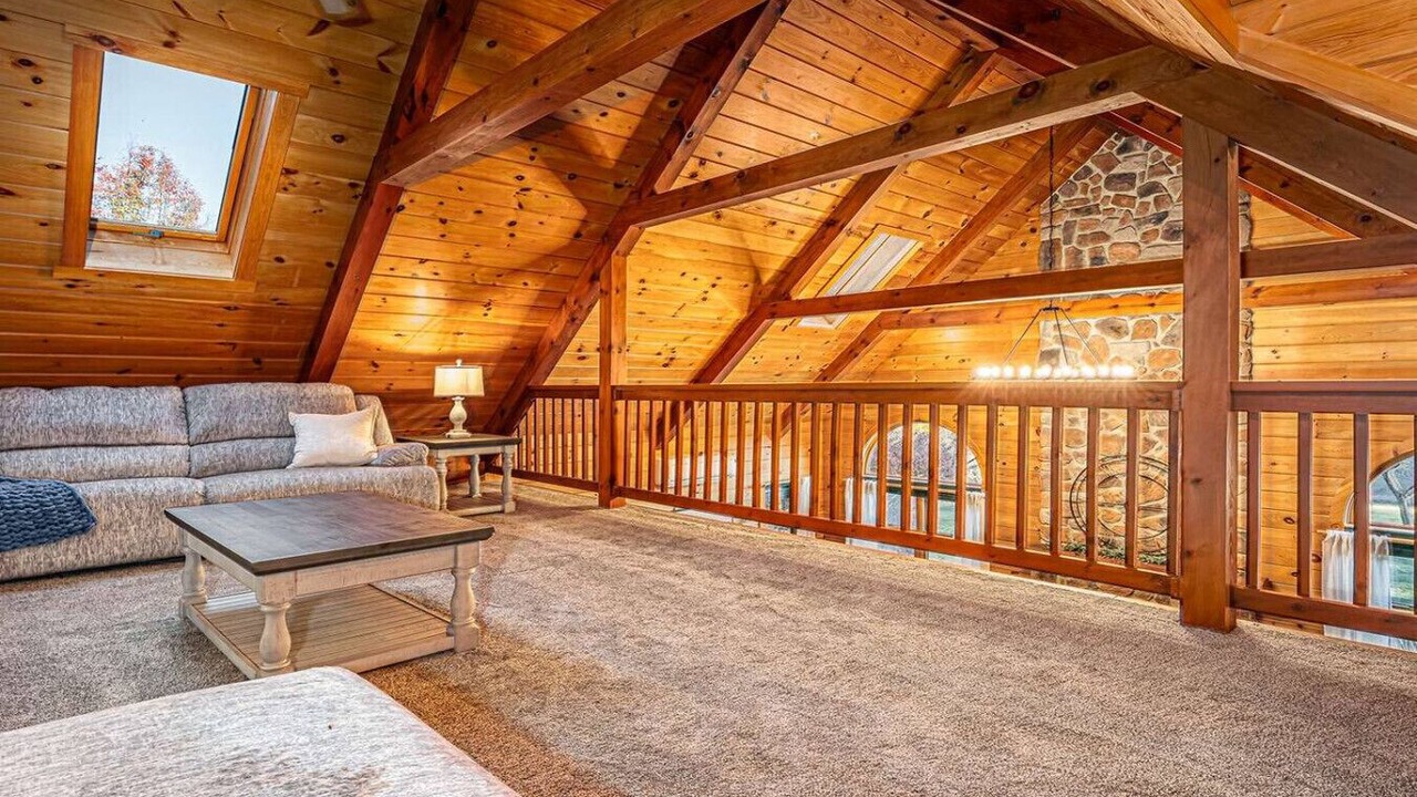 Photo of Livingroom in Mount Pleasant Mills