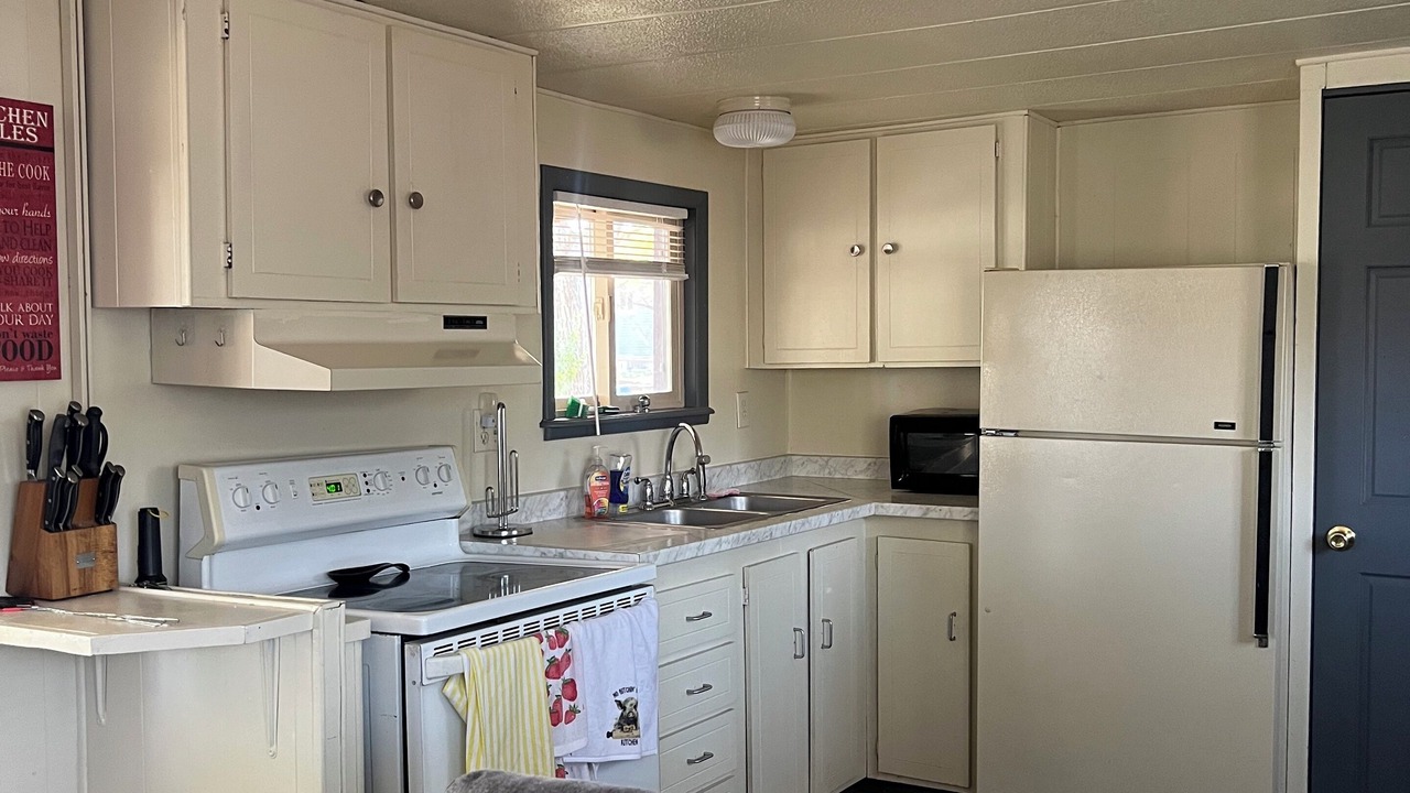 Photo of Kitchen in Salmon