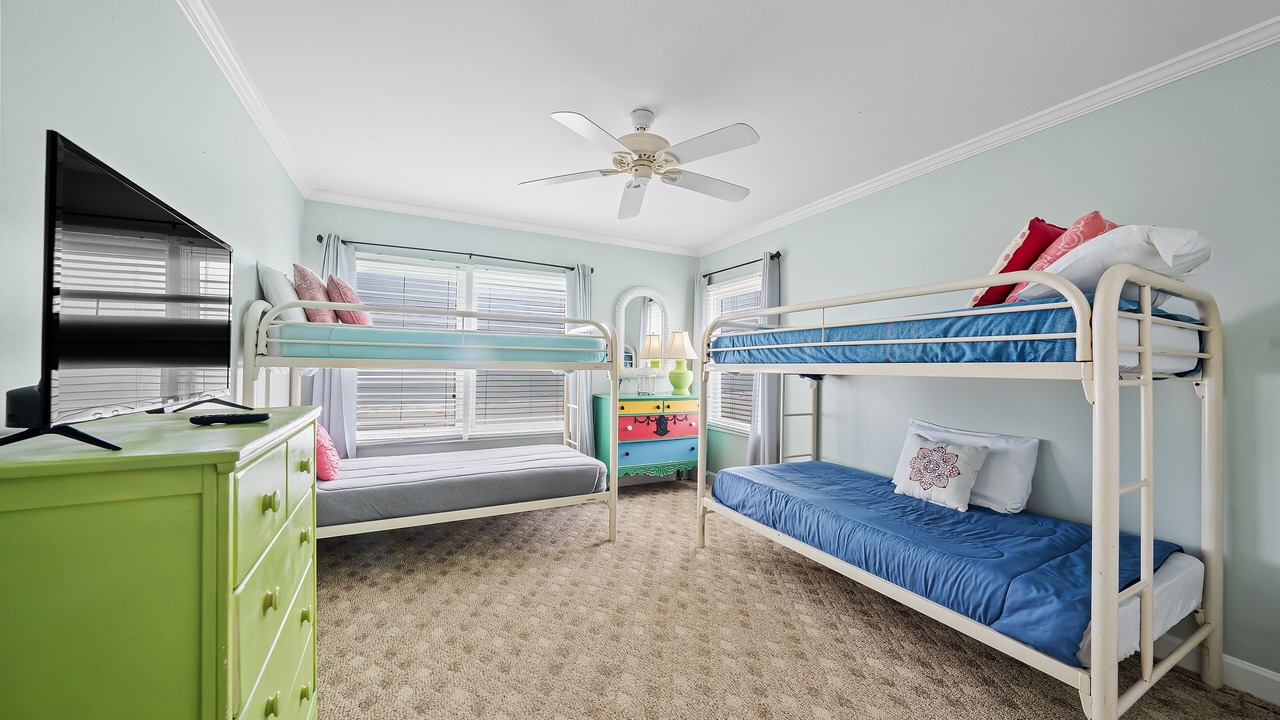 Photo of Bedroom in Audubon Place