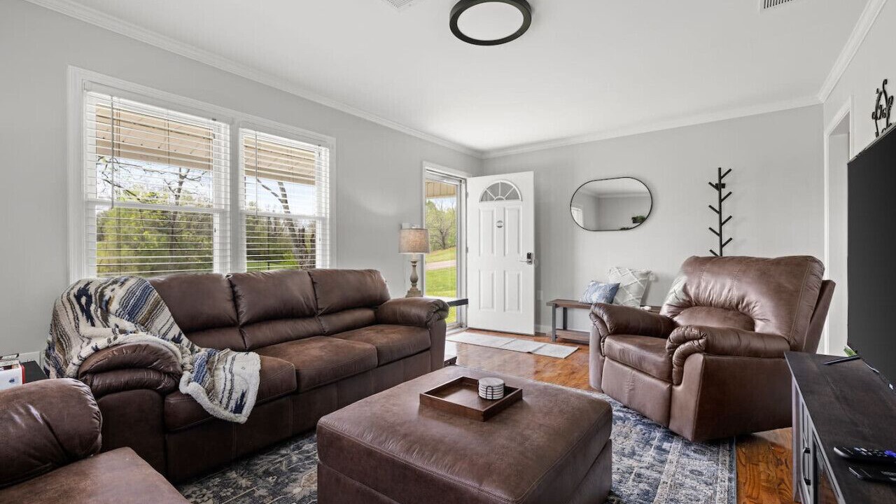 Photo of Livingroom in Covington