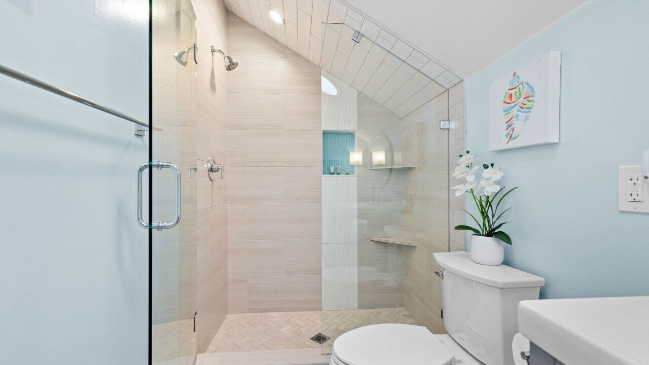 Photo of Bathroom in Mission Beach