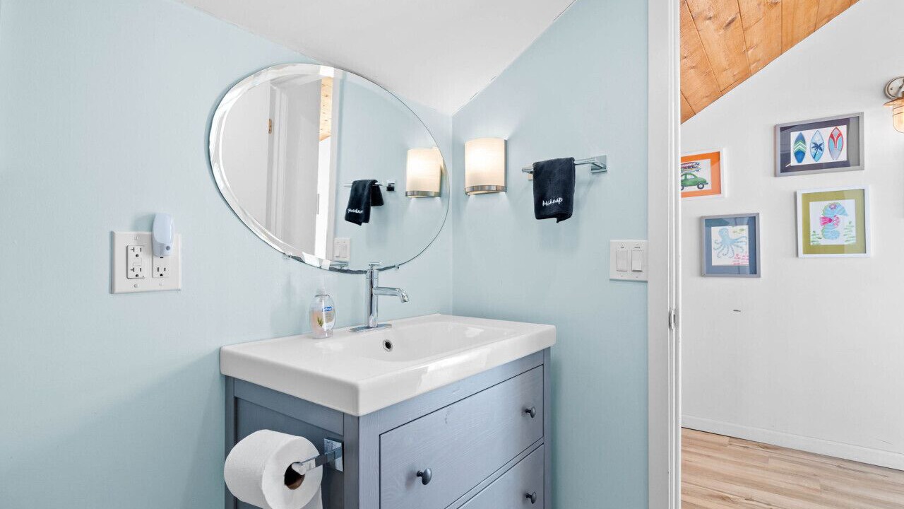 Photo of Bathroom in Mission Beach