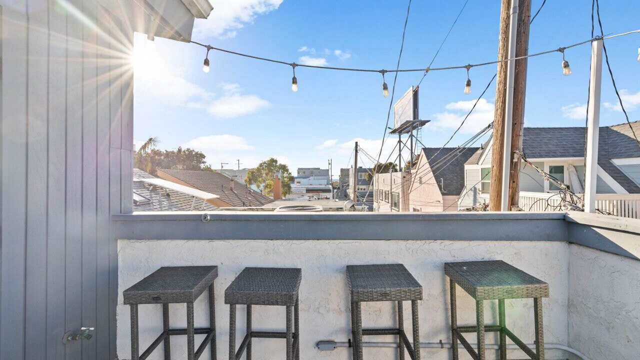 Photo of Patio Balcony in Mission Beach