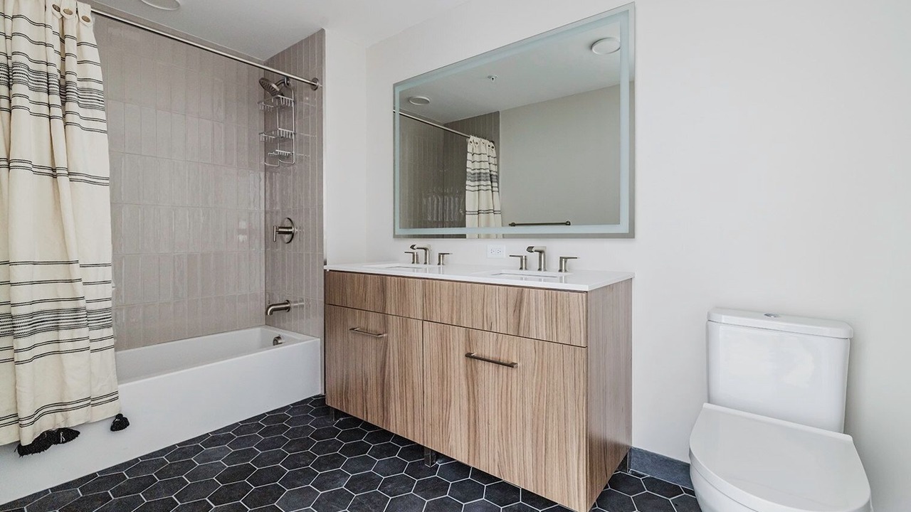 Photo of Bathroom in Truxton Circle