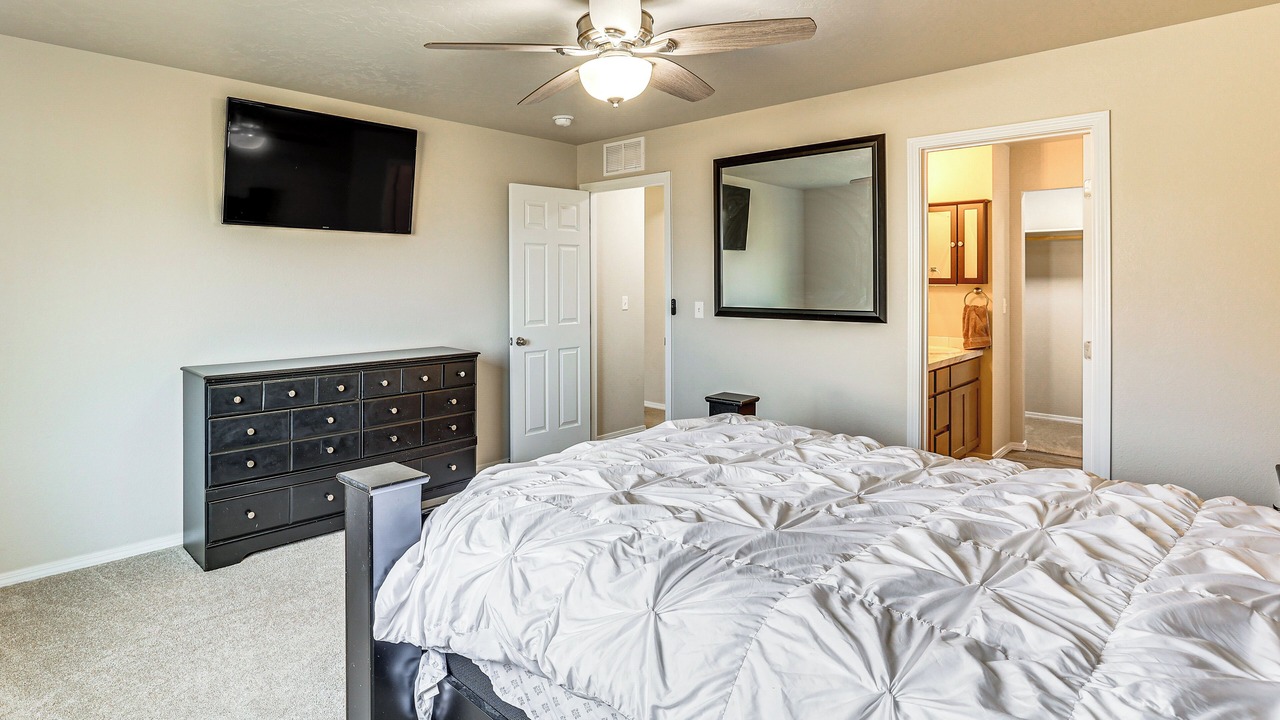 Photo of Bedroom in Caldwell