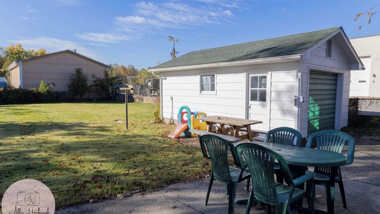 Photo of Outdoor in Corydon