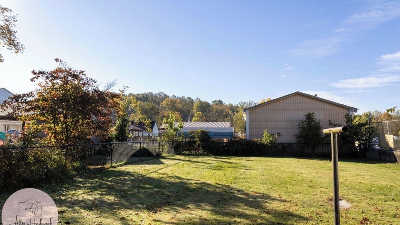 Photo of Outdoor in Corydon