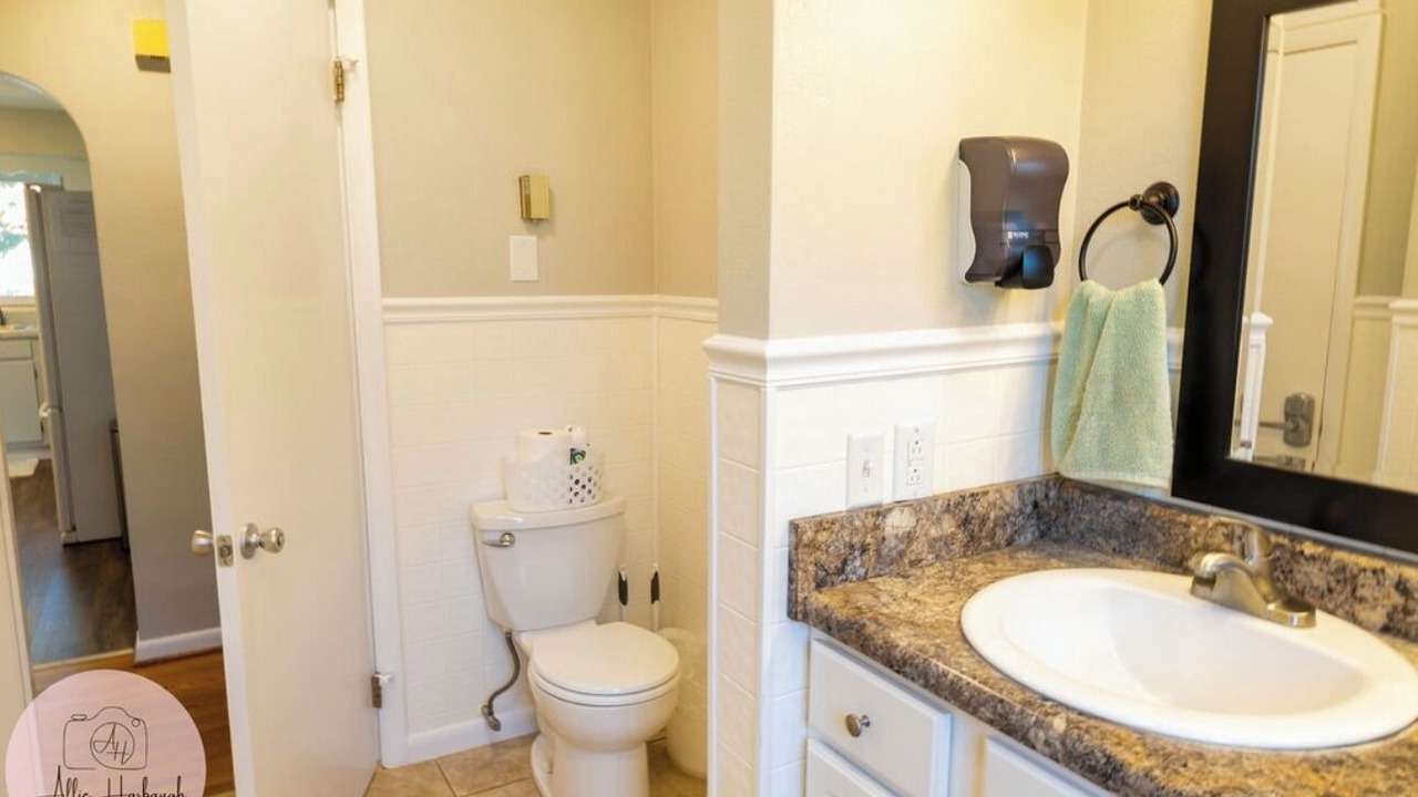 Photo of Bathroom in Corydon