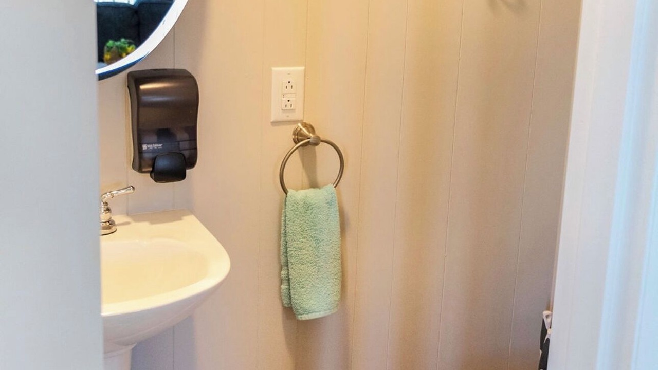 Photo of Bathroom in Corydon