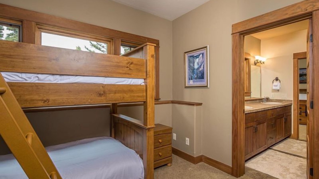 Photo of Bedroom in Gallatin Gateway
