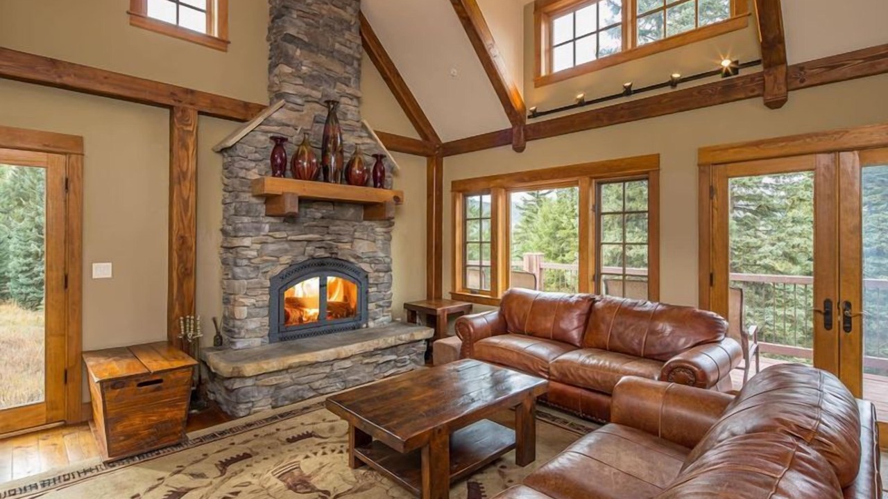Photo of Livingroom in Gallatin Gateway