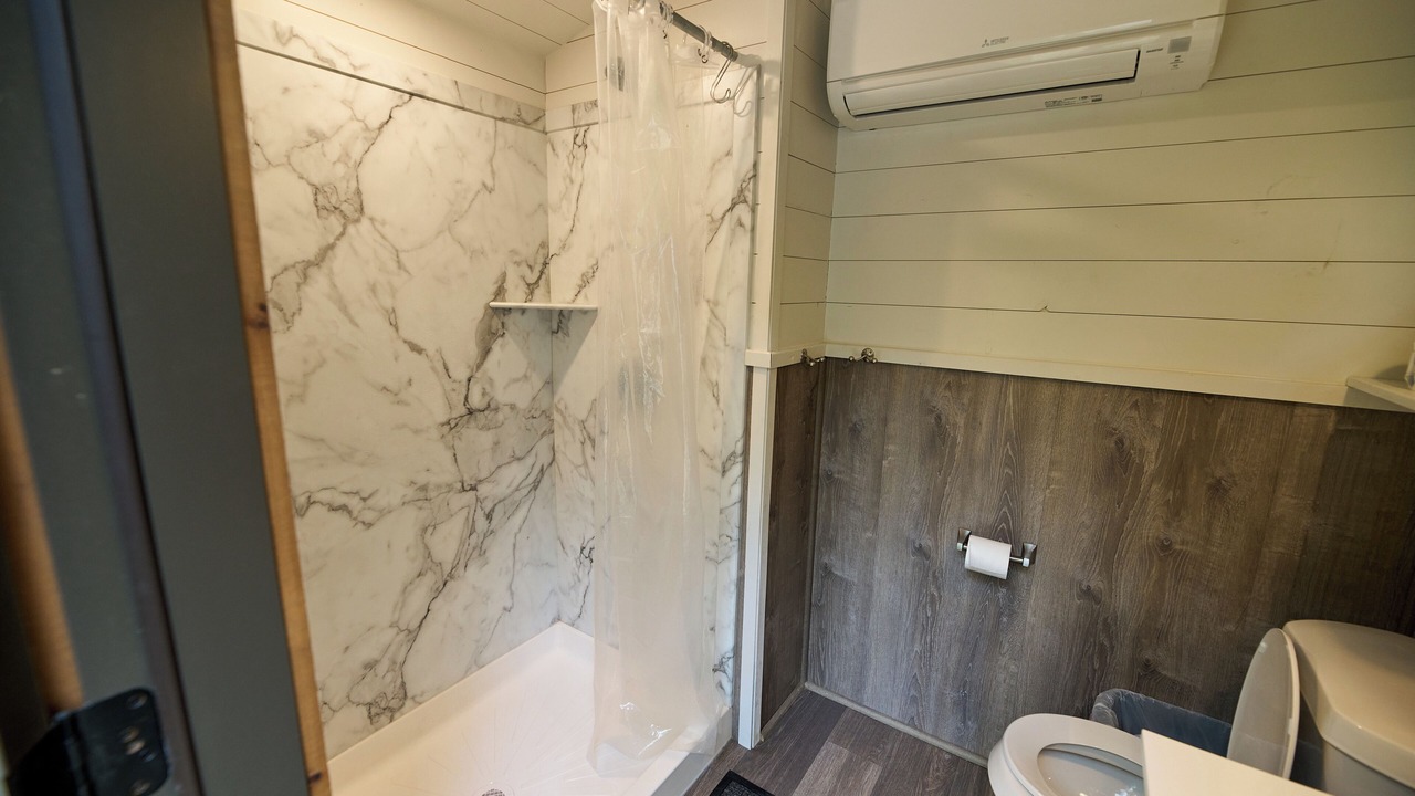 Photo of Bathroom in Cuyahoga Falls