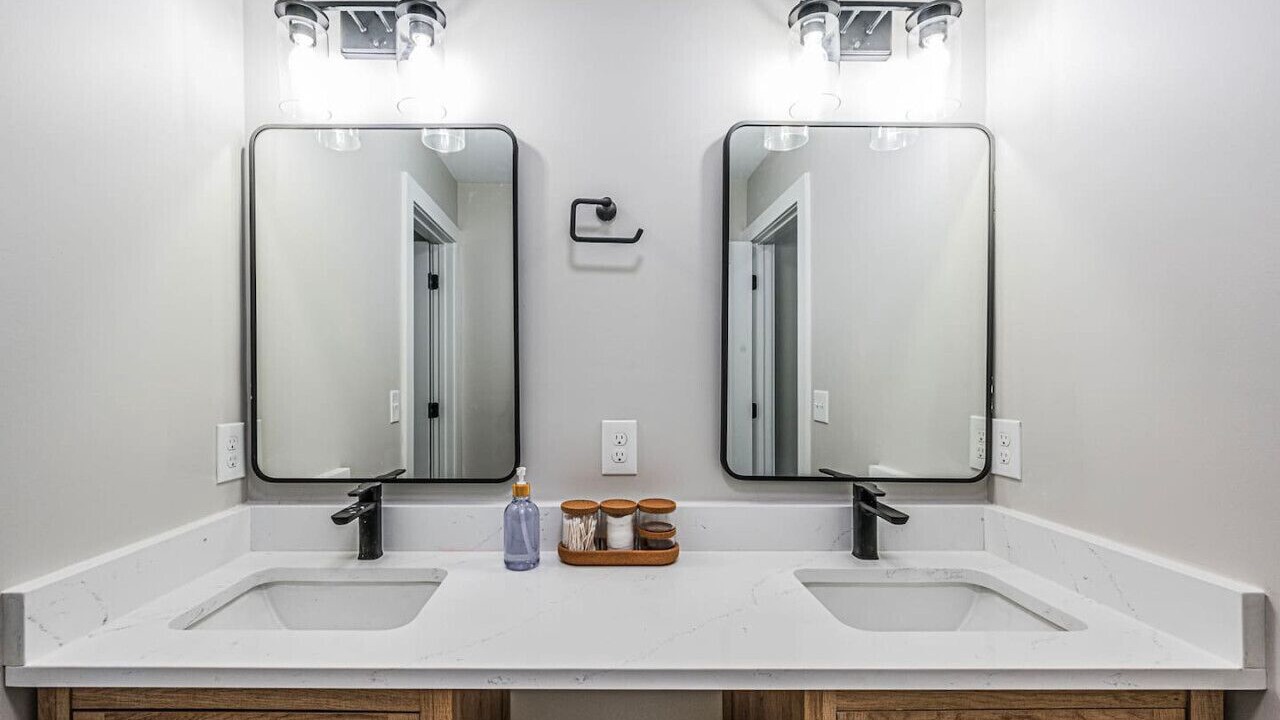 Photo of Bathroom in Scottsville