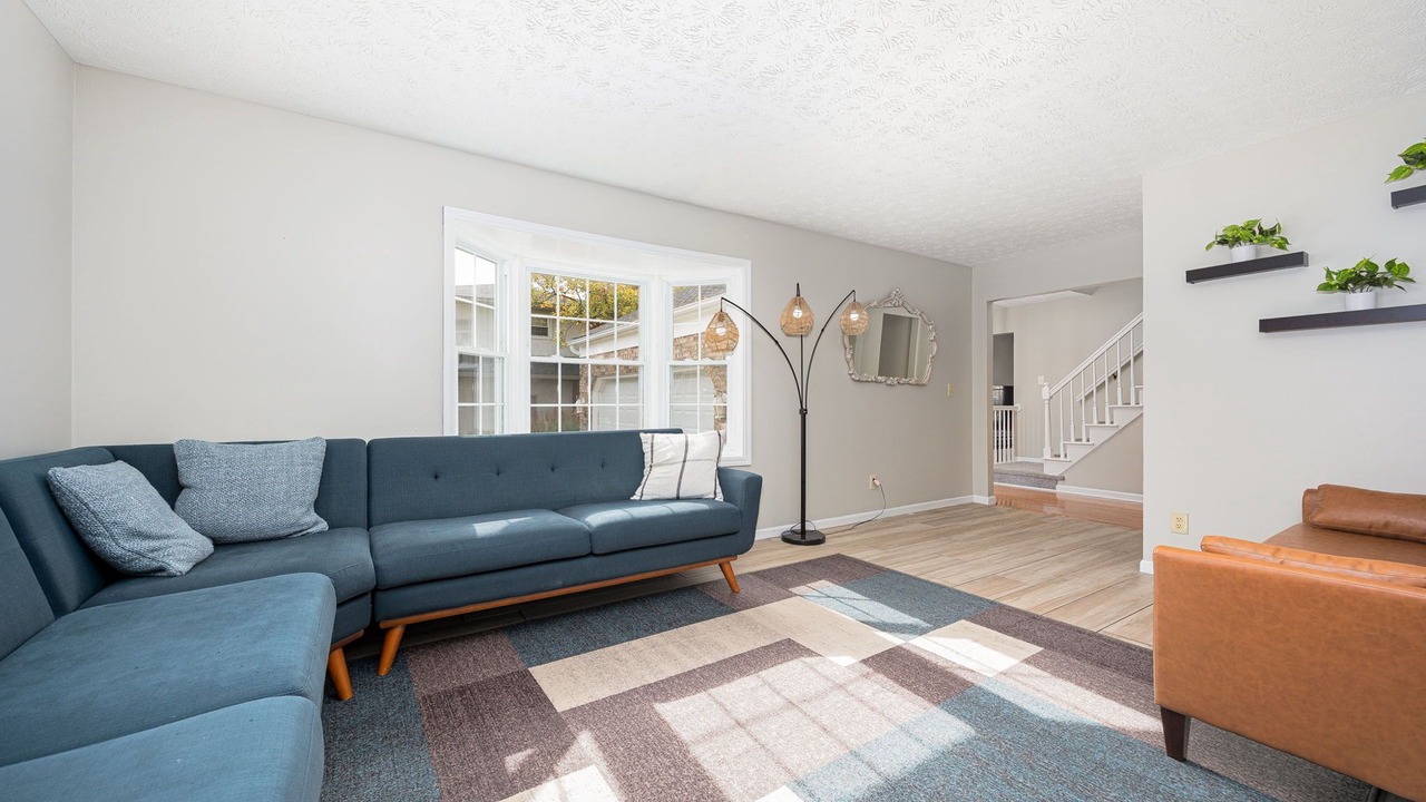 Photo of Livingroom in Northwest Columbus