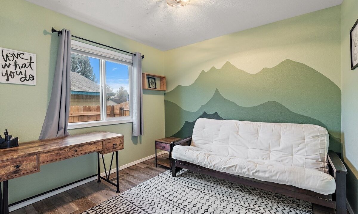 Photo of Livingroom in Southeast Boise