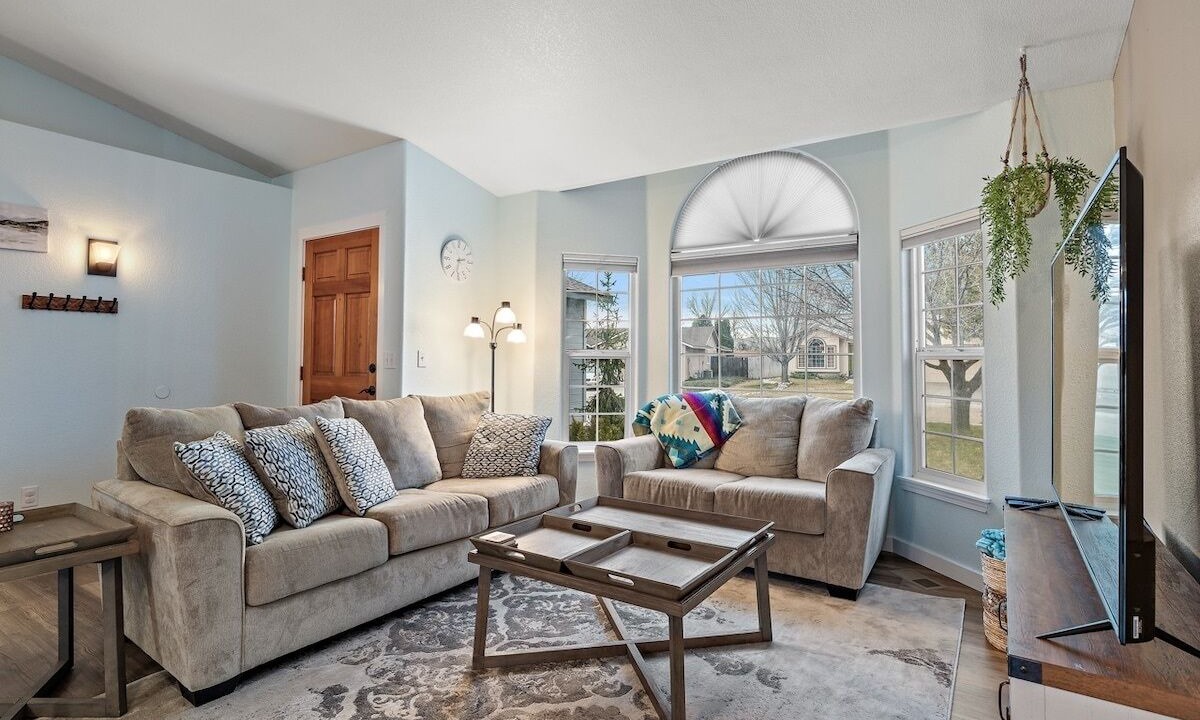 Photo of Livingroom in Southeast Boise