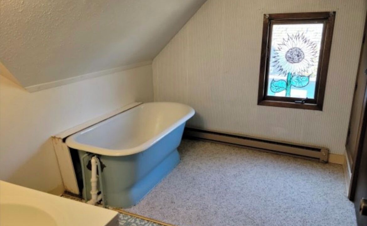 Photo of Bathroom in Harvey