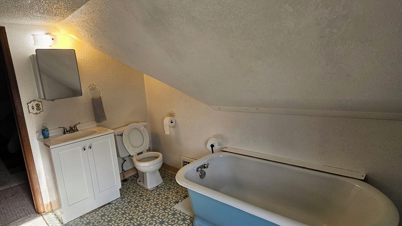 Photo of Bathroom in Harvey