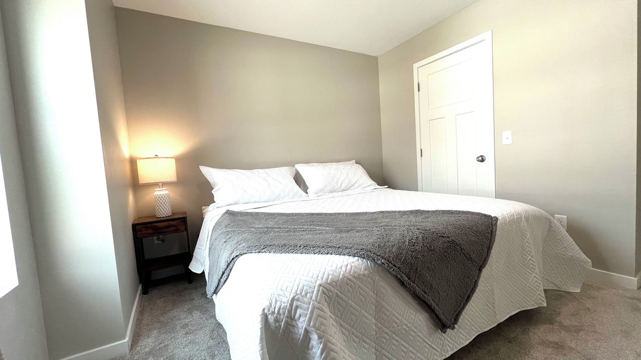 Photo of Bedroom in Cedar Falls