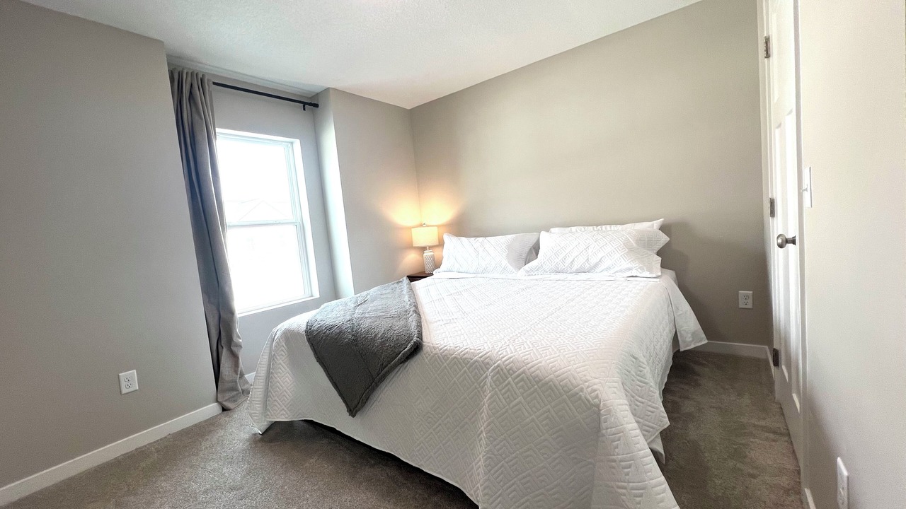 Photo of Bedroom in Cedar Falls