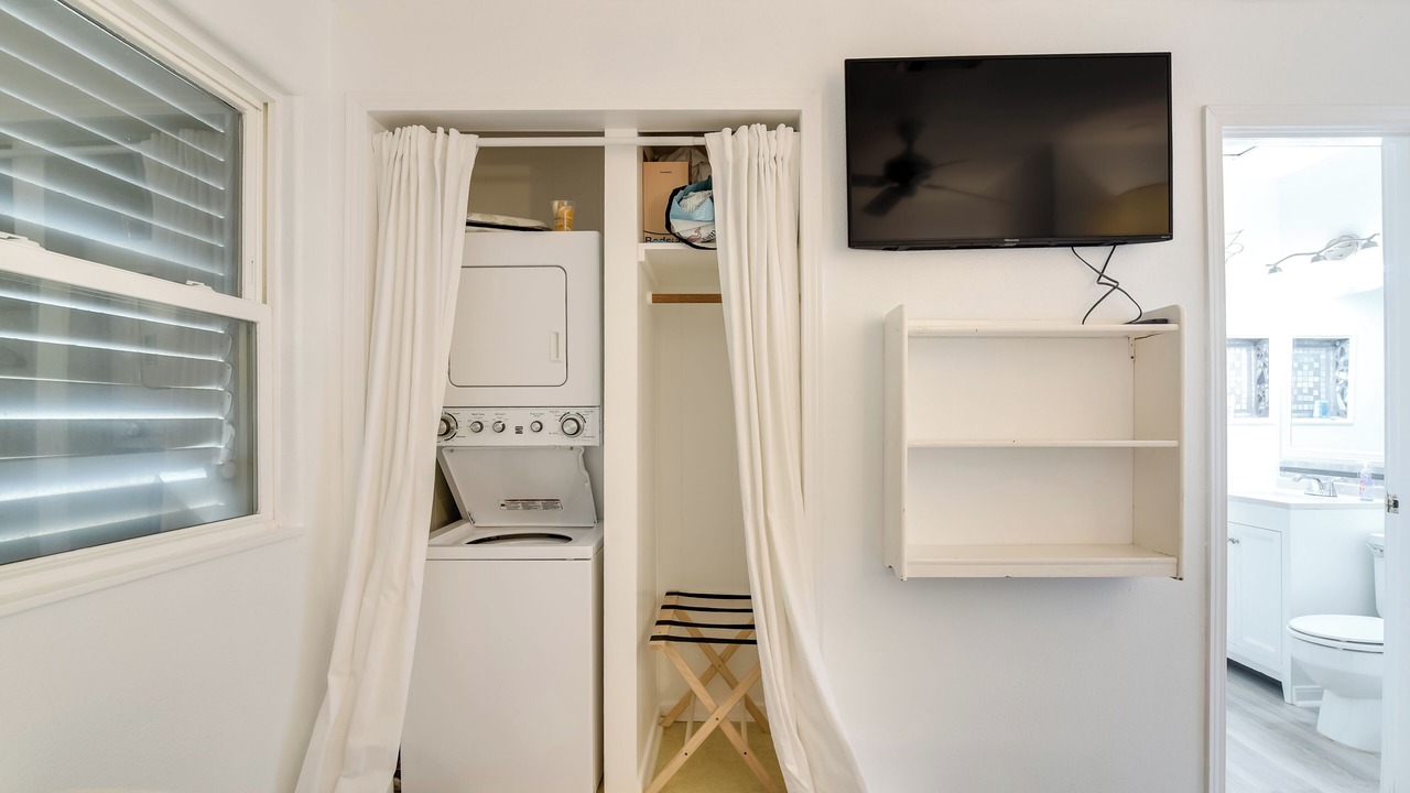 Photo of Bedroom in Bermuda Beach