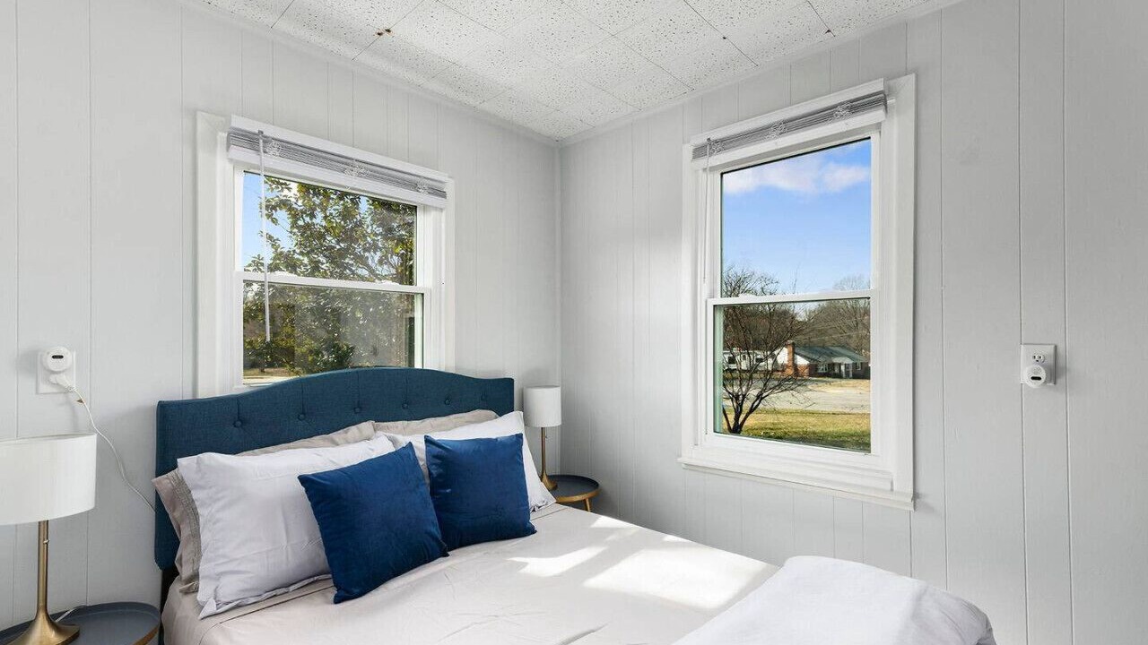 Photo of Bedroom in Green Valley