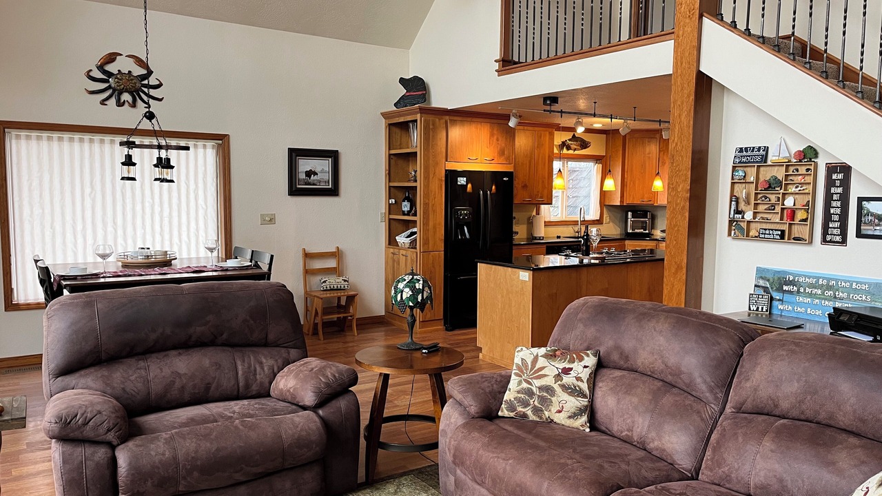 Photo of Livingroom in Cathlamet