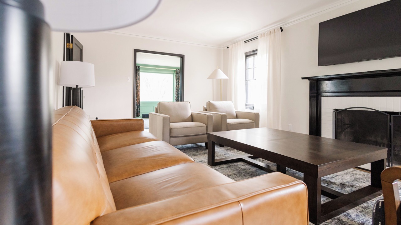 Photo of Livingroom in Ames