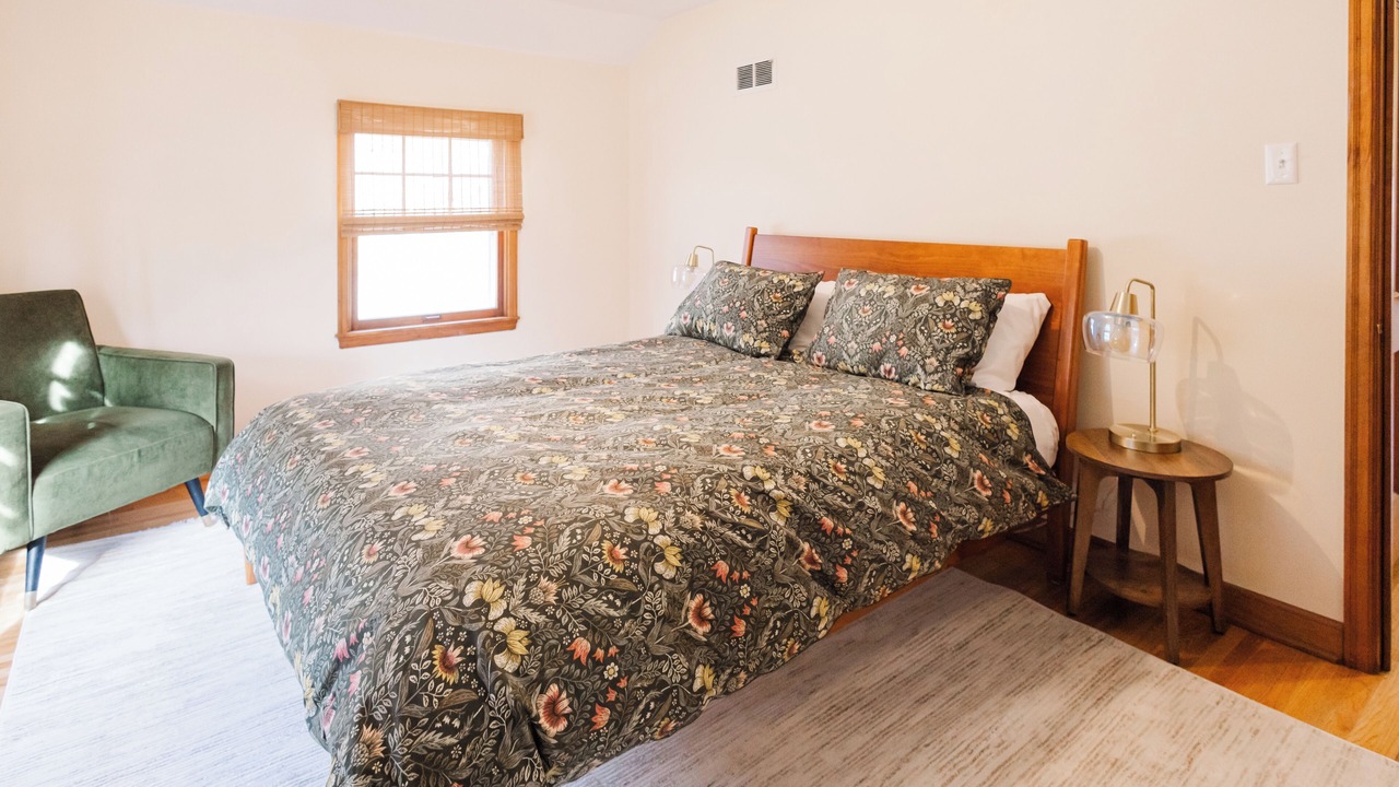 Photo of Bedroom in Ames