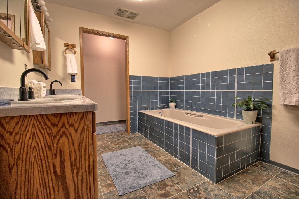 Photo of Bathroom in Chewelah