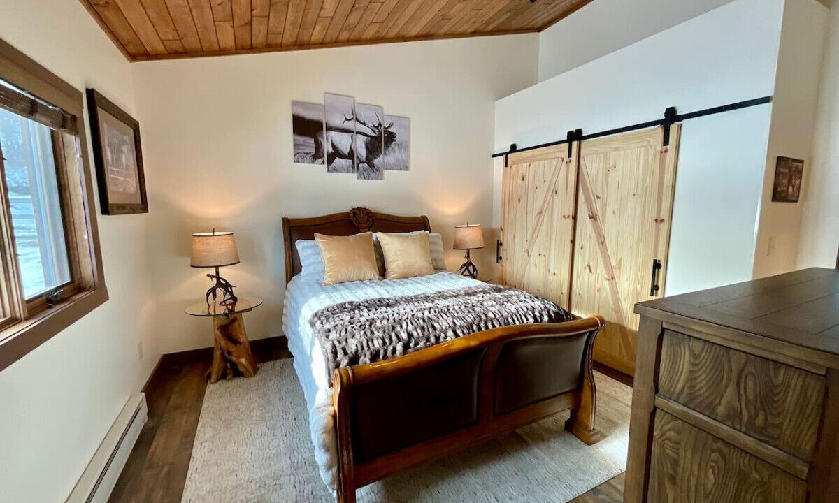 Photo of Bedroom in Gallatin Gateway