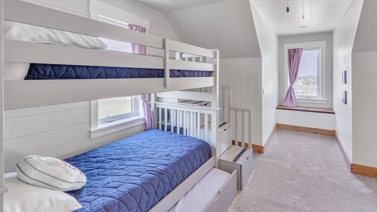 Photo of Bedroom in Corvallis