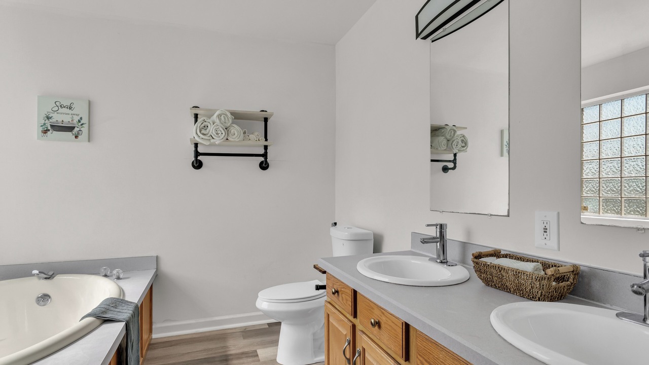Photo of Bathroom in Grantville