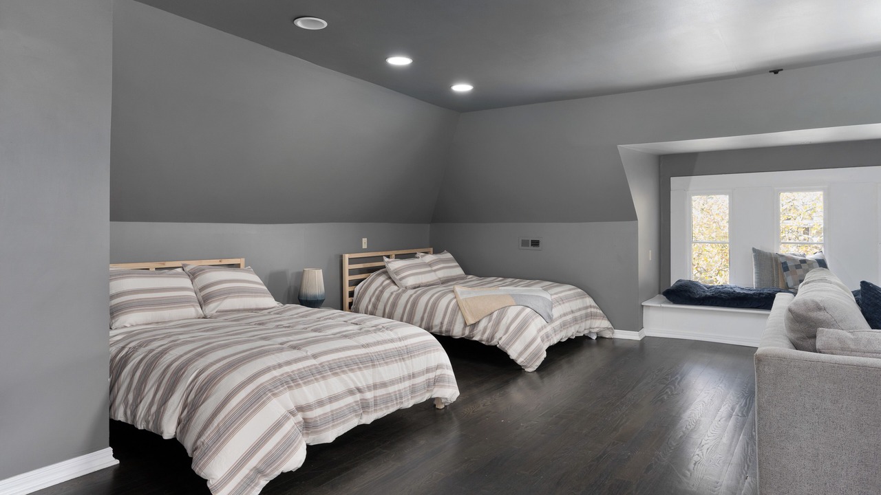 Photo of Bedroom in Victorian Village