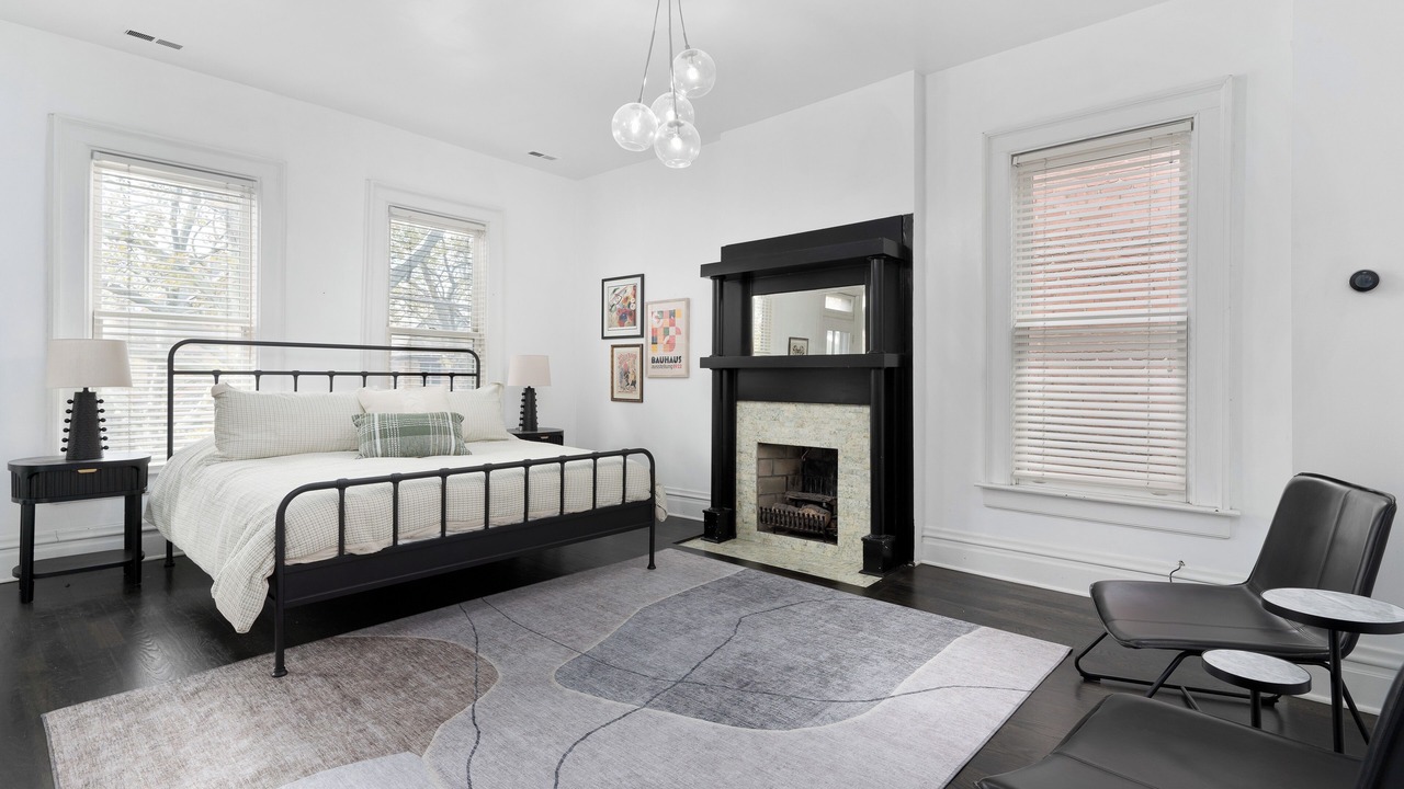 Photo of Bedroom in Victorian Village
