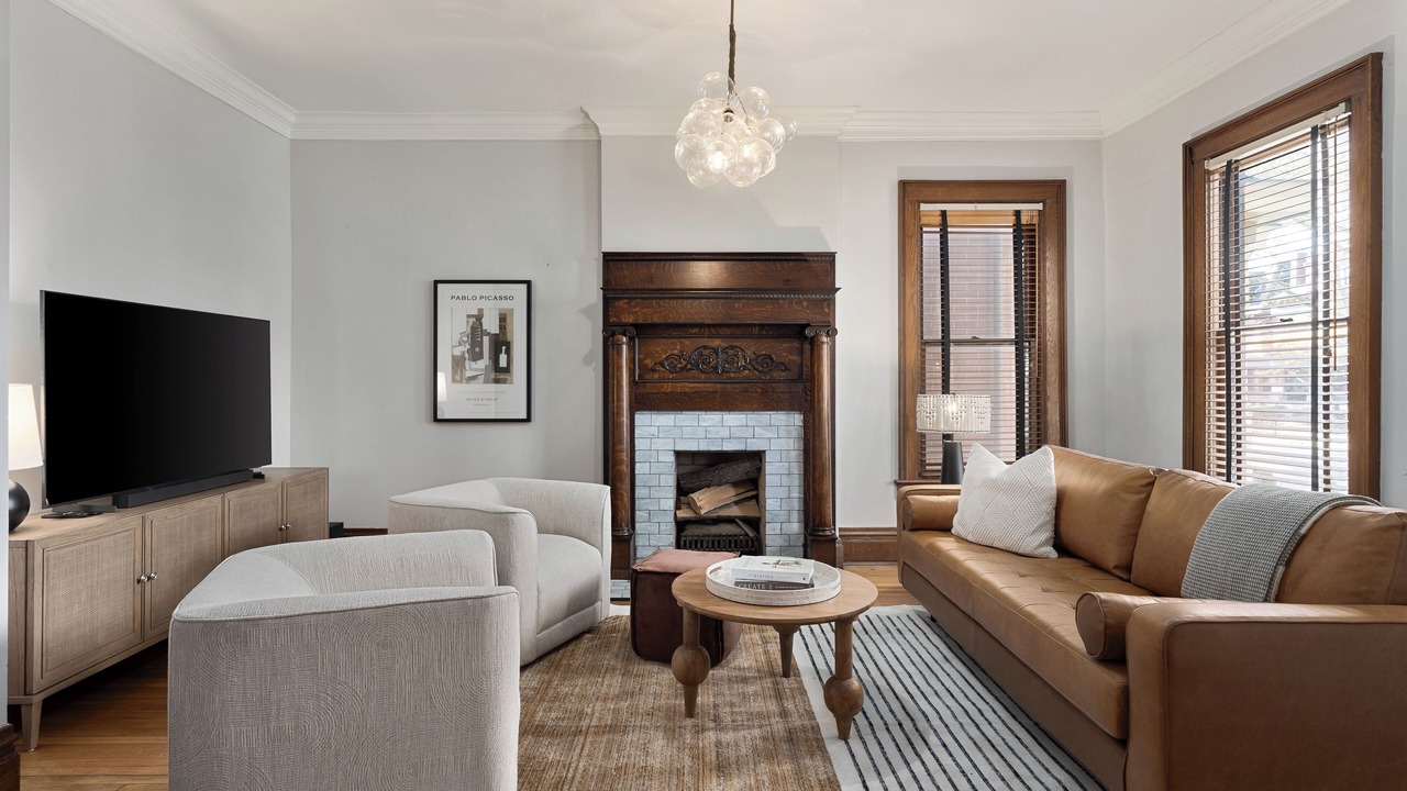 Photo of Livingroom in Victorian Village