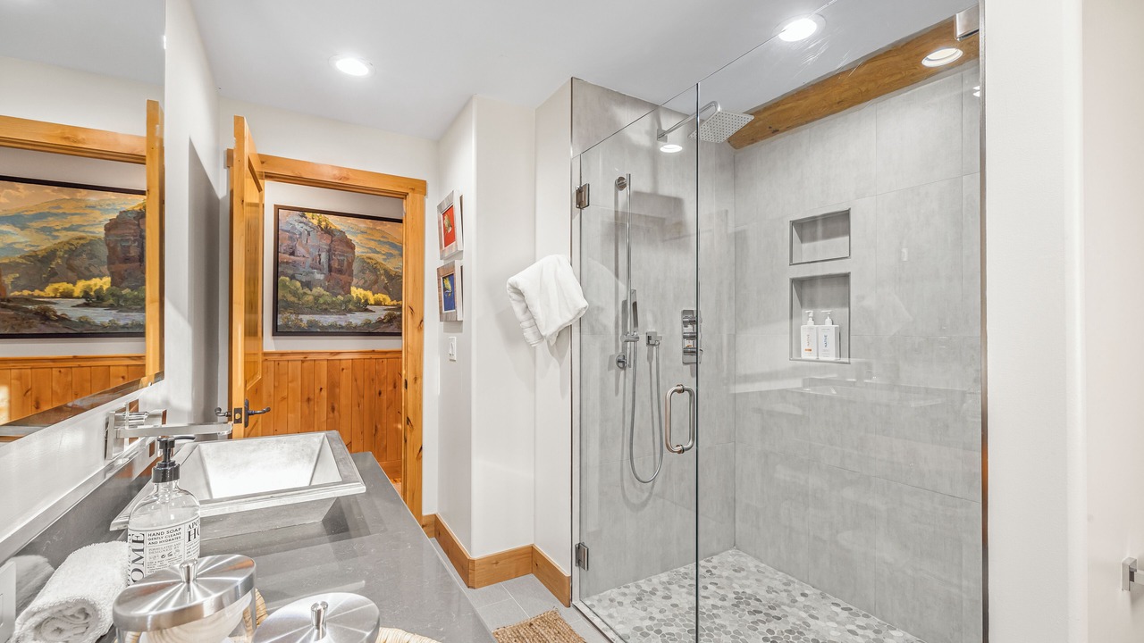 Photo of Bathroom in Swan Valley