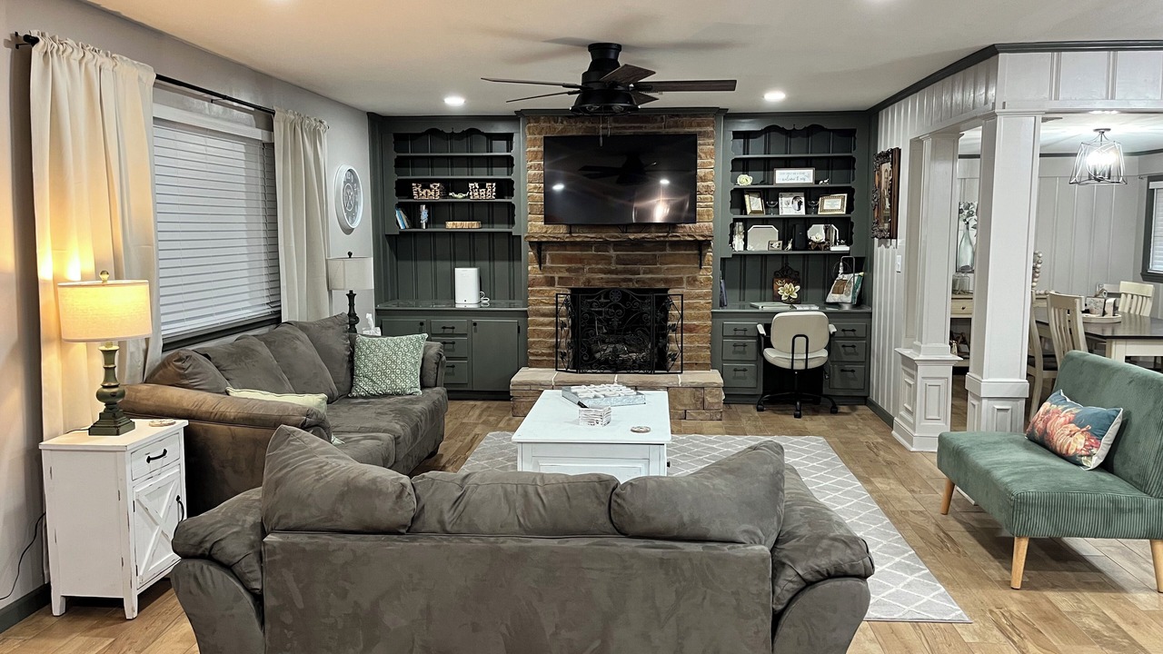 Photo of Livingroom in Wheeler