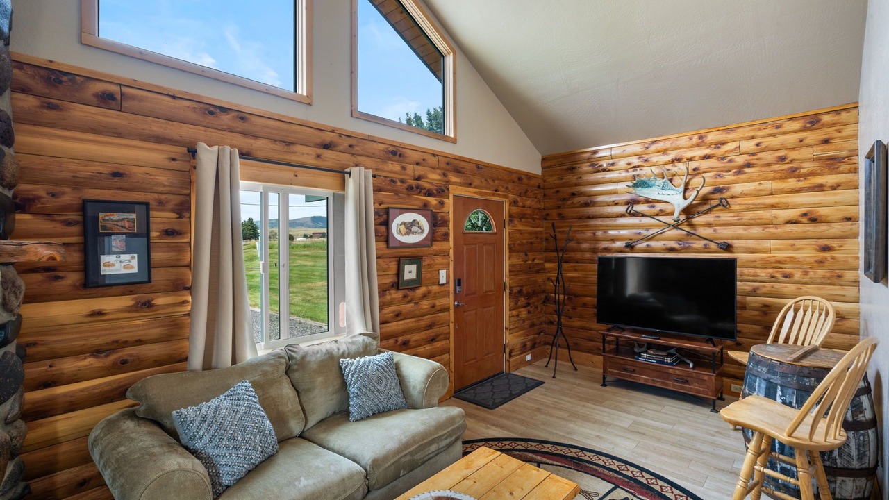 Photo of Livingroom in Livingston