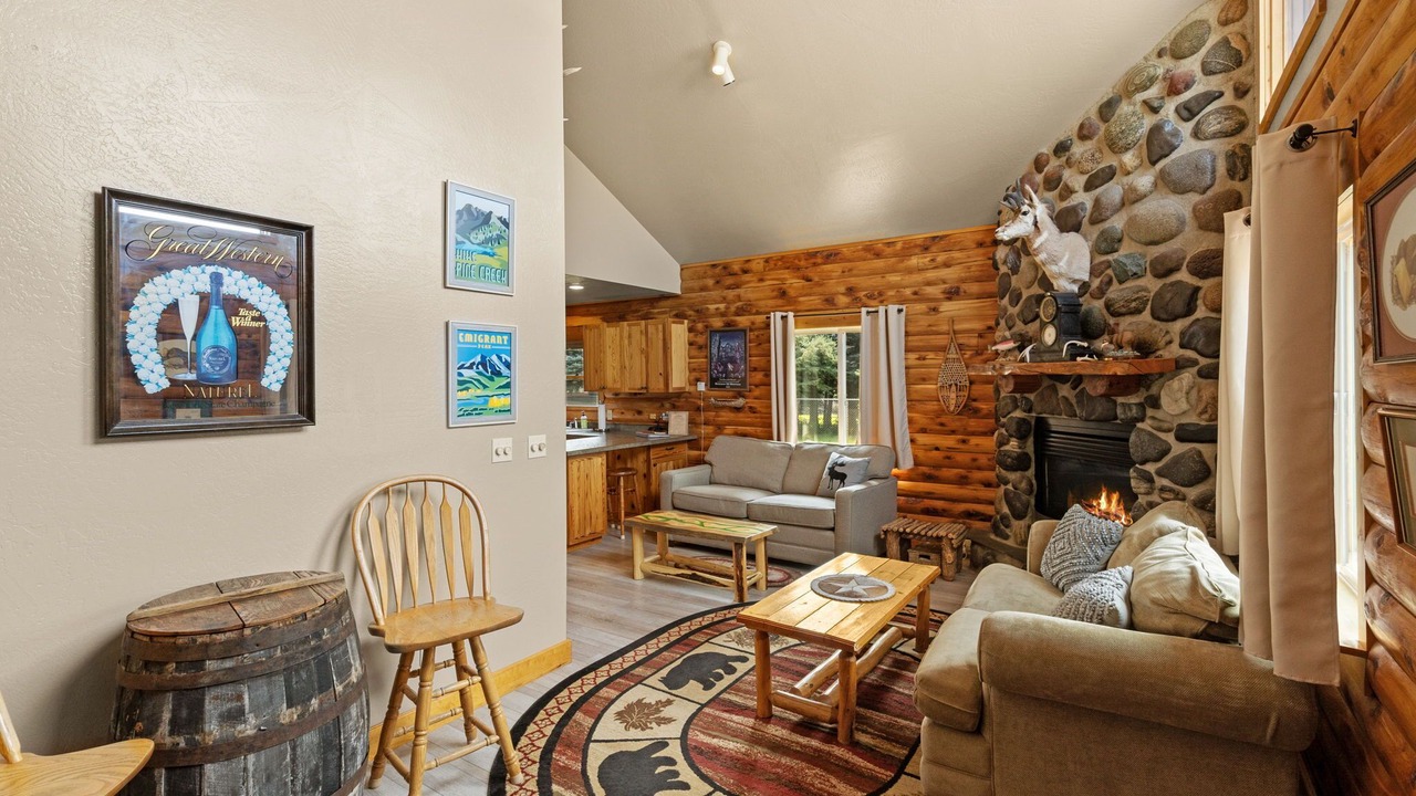 Photo of Livingroom in Livingston